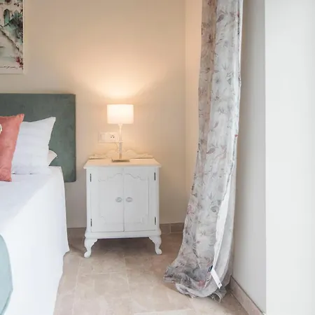 Florinda De La Cava - 5 * Toledo